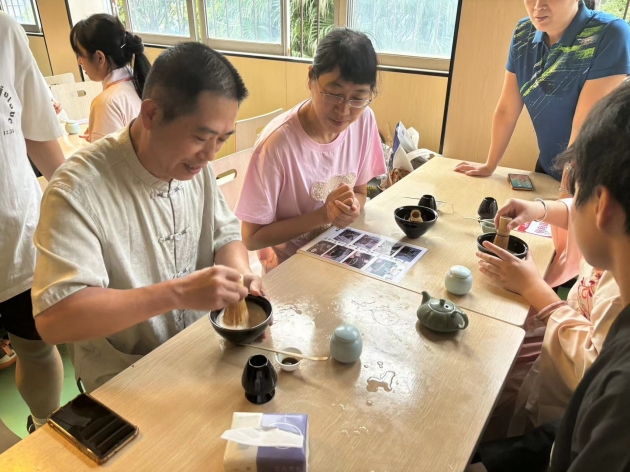 宋韵点茶进校园 “小先生”授非遗